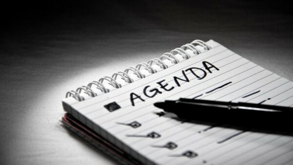 Common leadership mistakes - Not setting an agenda in a meeting.