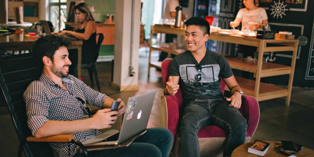 Start a conversation with a stranger - Ask good questions